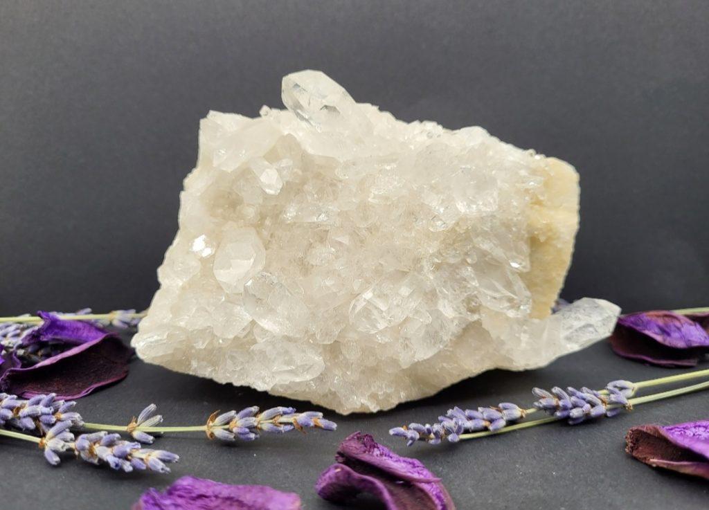 Kamena strela *50 - naravni mineral kristal