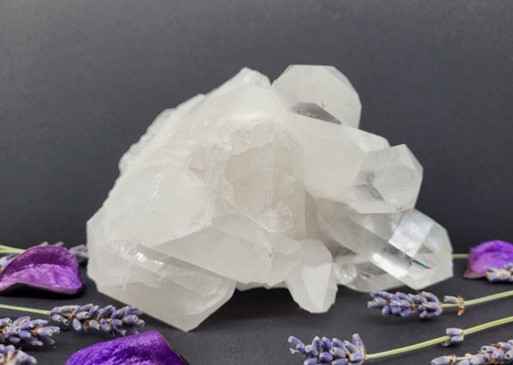 Kamena strela *2 - naravni mineral kristal