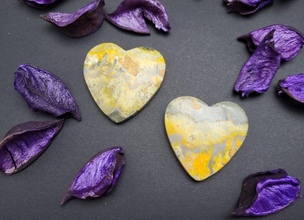 Čebelji jaspis srce