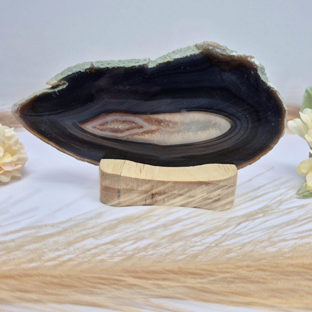 Ahat plou0161u010da (AP17) - naravni mineral kristal