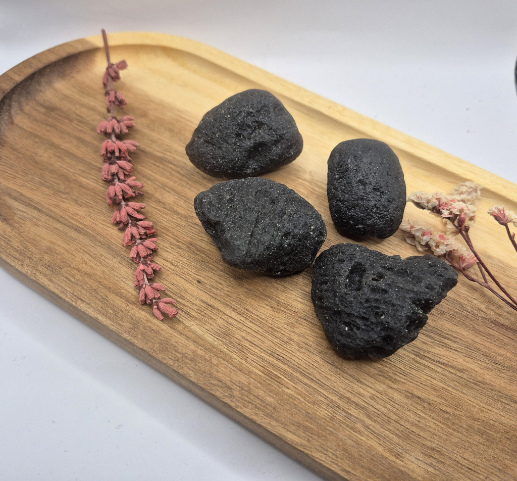 Agni magnetit