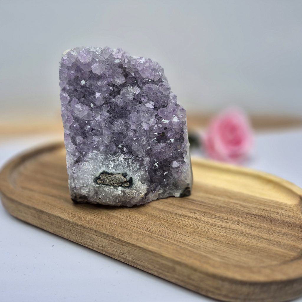 Ametist stolp (AS20) - naravni mineral kristal