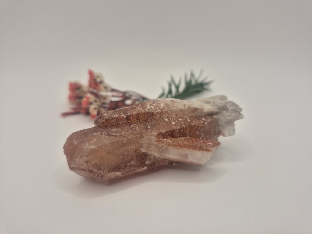 Rdeu010di kremen - naravni mineral kristal